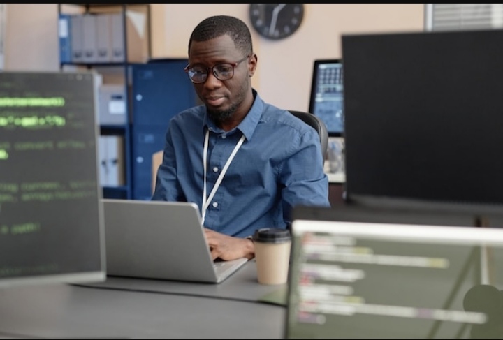 Portrait de Dossou A.